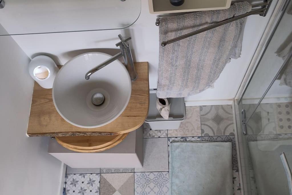 La Maisonnette Bleue, Eco-Logis Equipe De Toilettes Seches 罗塞姆 外观 照片